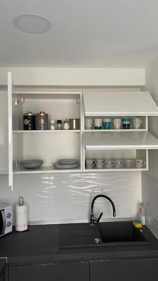 M.B.A. Apartments كارلوفاتش المظهر الخارجي الصورة